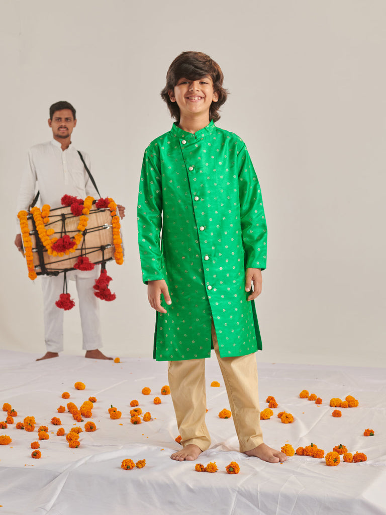 Boys Embroidered Regular Beads And Stones Kurta With Pyjamas (KP-BANGLORIGREEN)