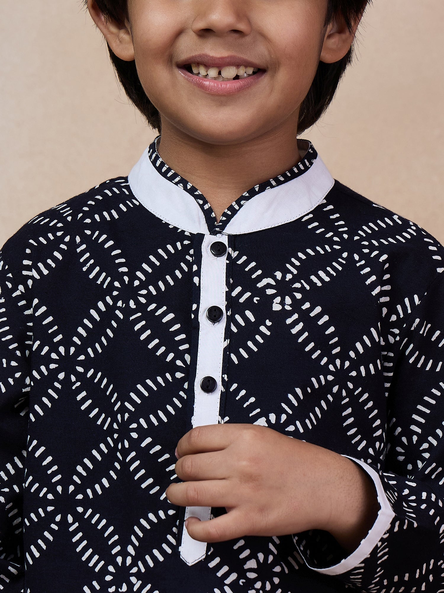 Boys Ethnic Motifs Printed Mandarin Collar Kurta With Pyjamas (KP-BLACKFLORAL)