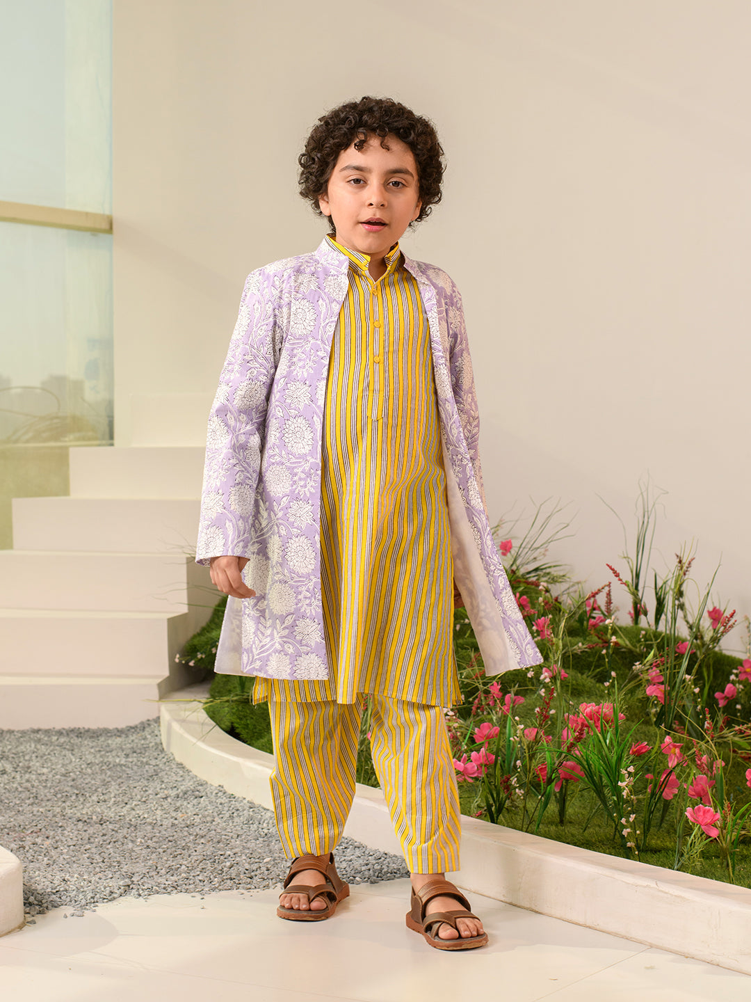 Boys Ethnic Motifs Printed Pure Cotton Kurta with Pyjamas & Nahru Jacket (KP-BLACKSTRIPE)