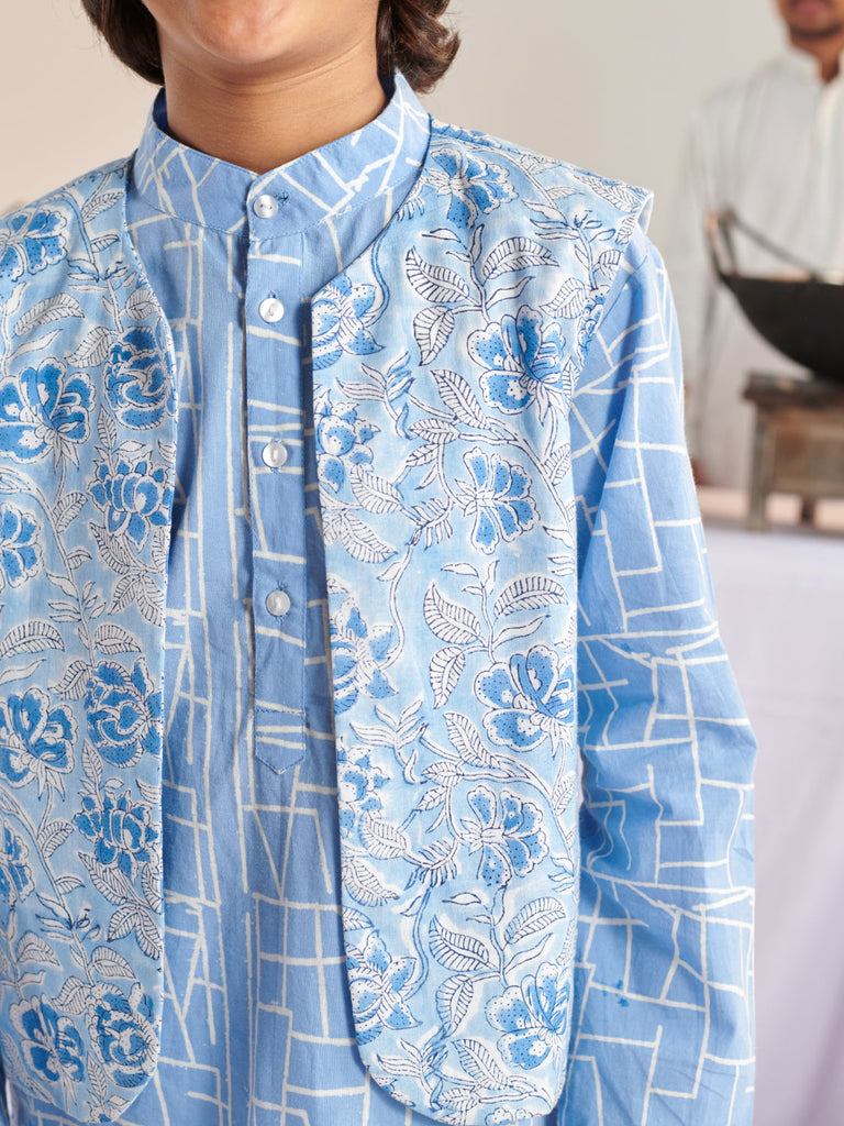 Boys Floral Printed Angrakha Kurta With Pyjamas (KP-BLUEABSTARCT)