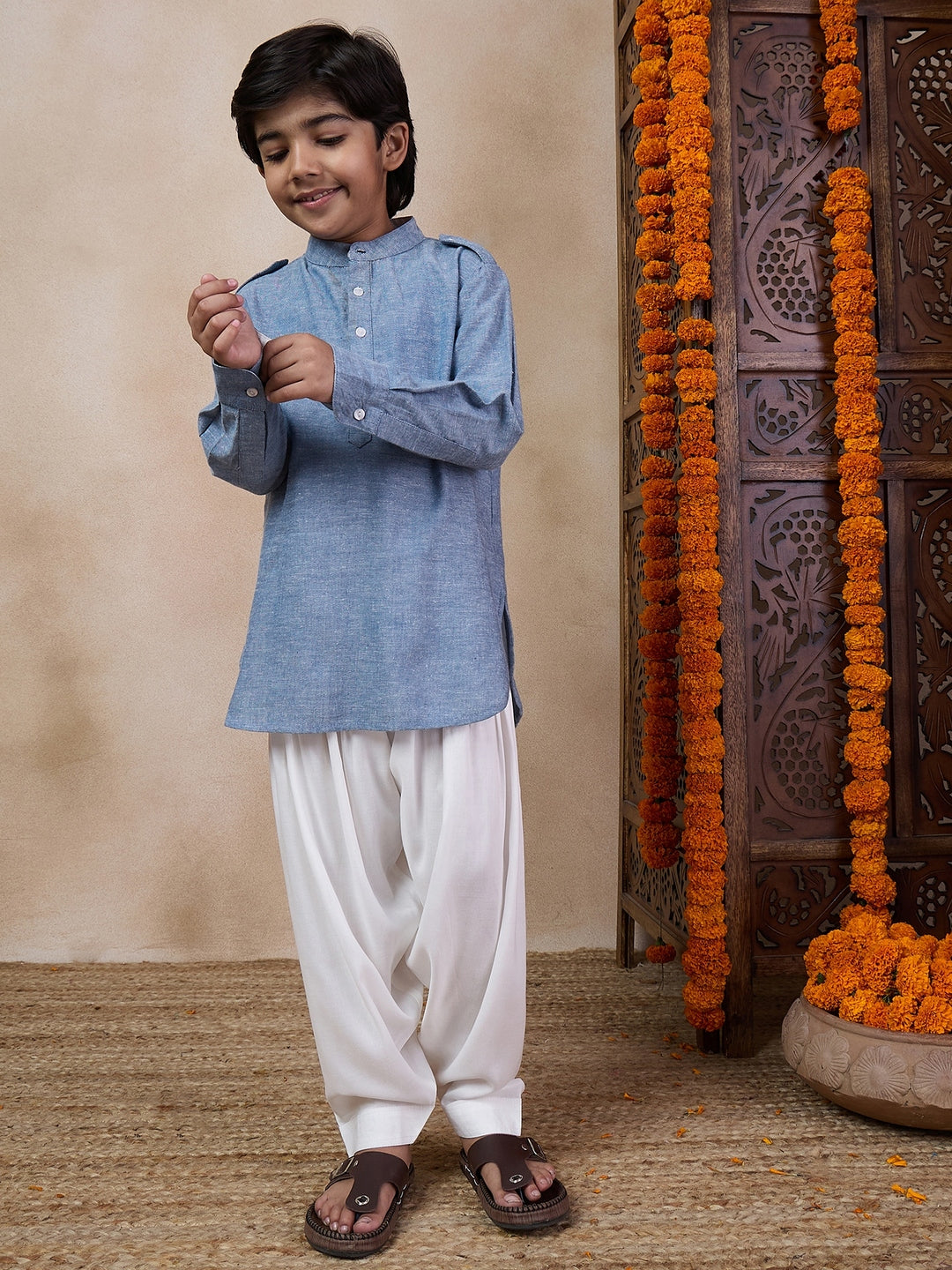 Boys Band Collar Straight Kurta With Salwar (KP-GREYCHEMBREY)