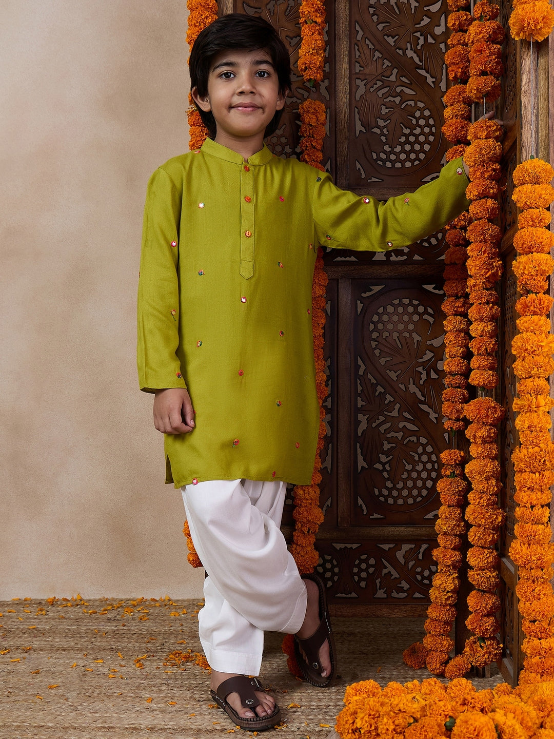 Boys Embroidered Mandarin Collar Mirror Work Kurta With Pyjamas (KP-OLIVEMIRROR)