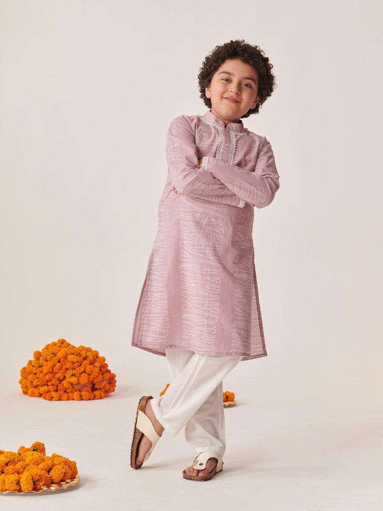 Boys Abstract Printed Mandarin Collar Straight Kurta With Pyjamas (KP-PINKISHKURTA)