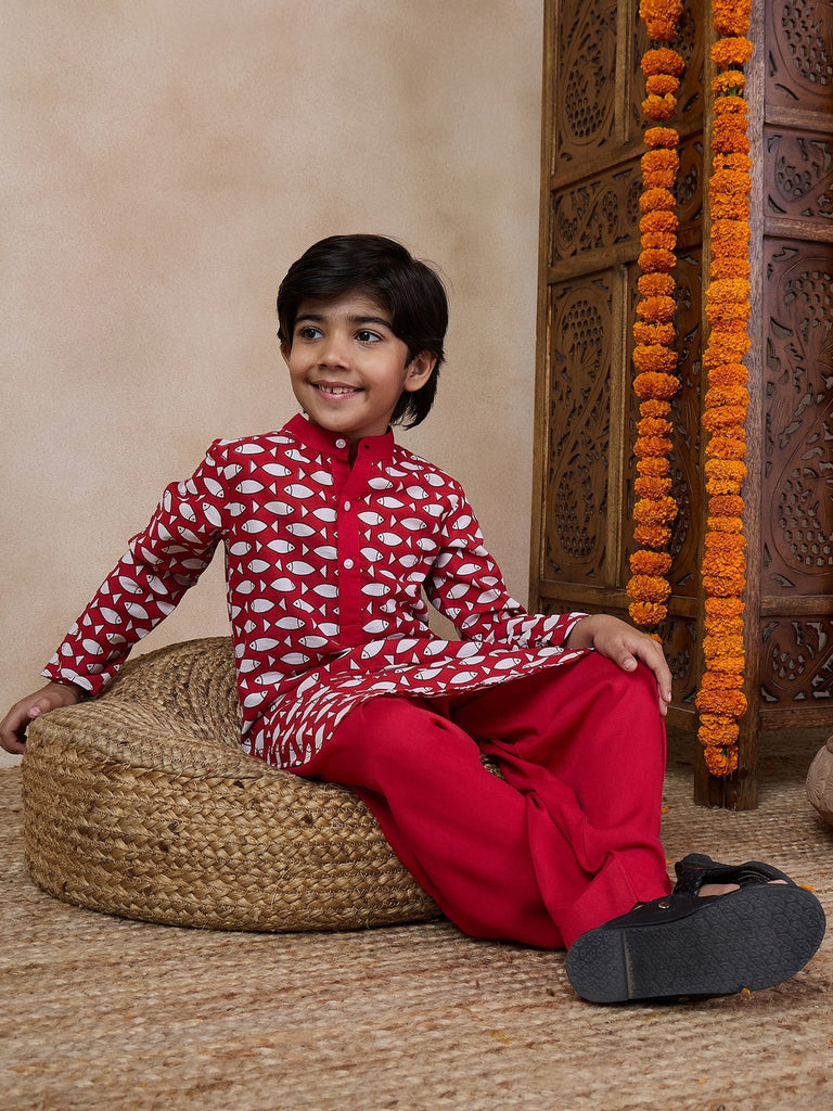 Boys Ethnic Motifs Printed Band Collar Kurta With Salwar (KP-REDFISH)