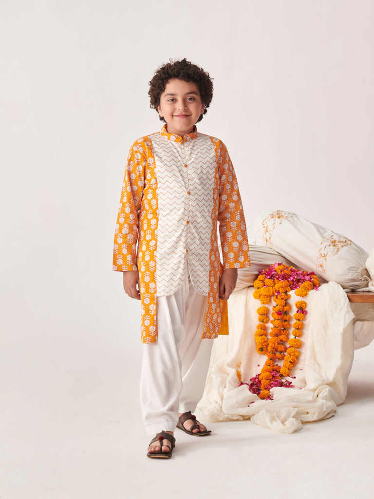 Boys Floral Printed Regular Kurta With Pyjamas (KP-WTORANGEBOOTI)