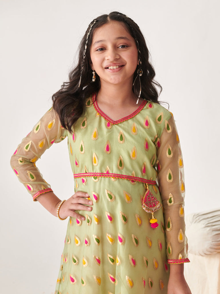 Girls Floral Printed Regular Thread Work Kurta With Palazzos With Dupatta (KS-GREENBANARSI)