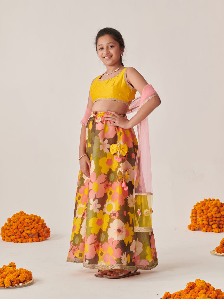 Girls Embroidered Mirror Work Ready To Wear Lehenga Blouse With Dupatta (L-YELLOWCHOLIMIRROR)