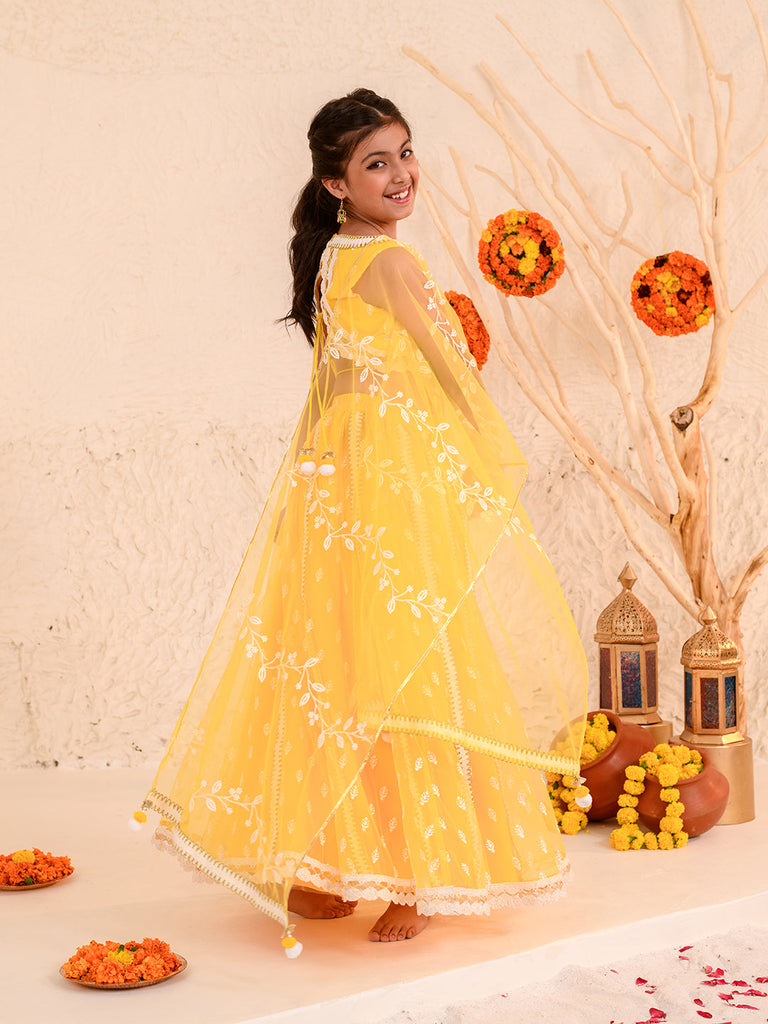 Girls Embroidered Thread Work Net Ready to Wear Lehenga & Blouse With Dupatta (L-YELLOWWTBOOTI)