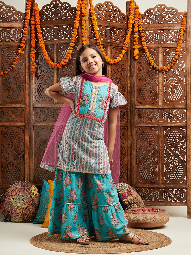 Pspeaches Girls Floral Printed Regular Kurta with Sharara & With Dupatta (SHA-BLUEPINKBOOTA)