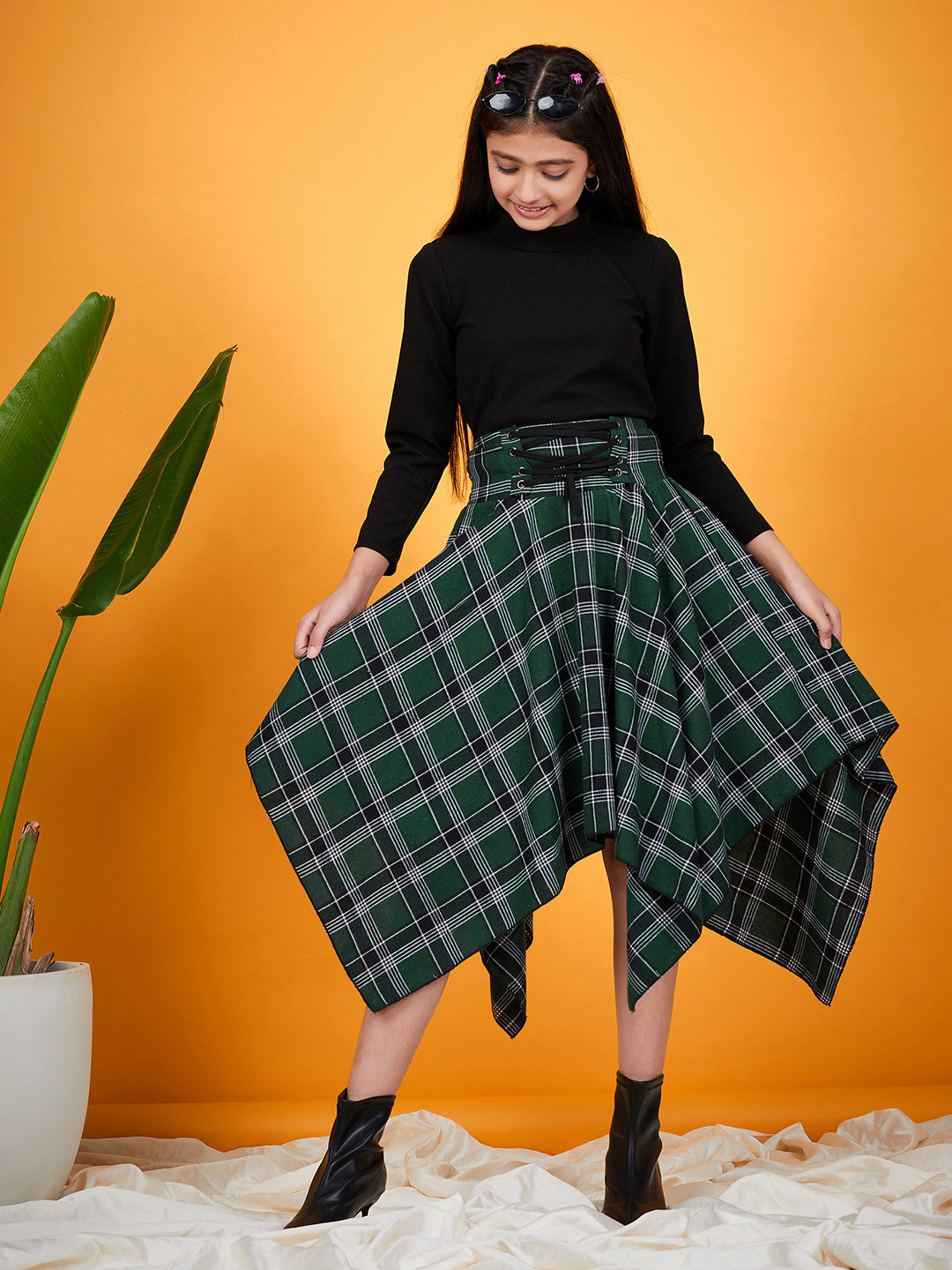 Girls Black solid Top with Green and black printed Skirt Checked Asymmetric Skirt Polyester Fiber (sk-greencheck)